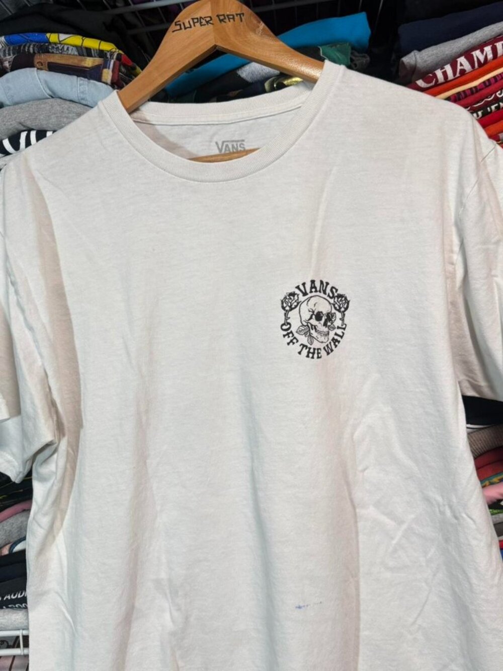 Vans off the wall skull and roses graphic t shirt white